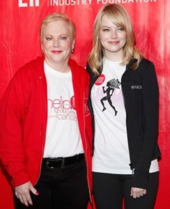 Emma stone and her mother