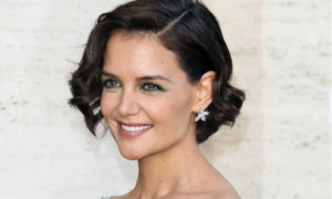 Katie Holmes image.