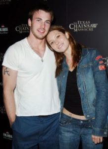 Chris Evans dated Jessica Biel,