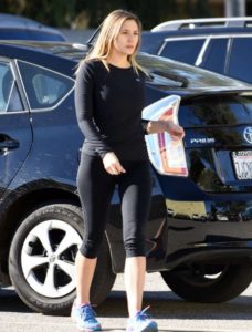 Elizabeth Olsen's Black Prius car