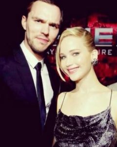 Jennifer lawrence dated Nicholas Hoult