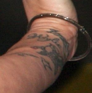 Lena Headey tattooed her son name on her wrist