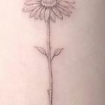 Maisie Williams sunflower tattoo