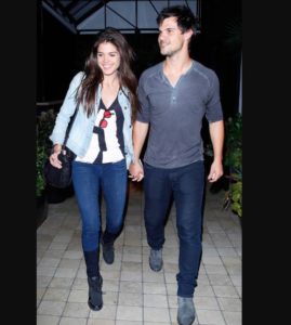 Taylor lautner dated Marie Avgeropoulos