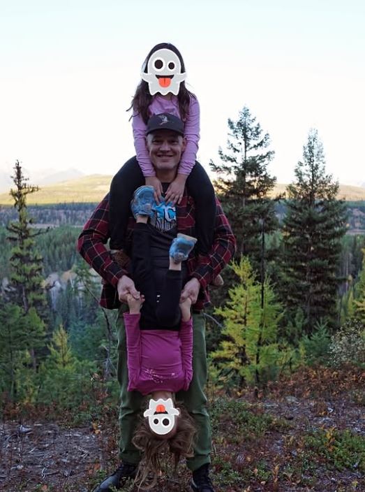 Baron Corbin with 2 daughters