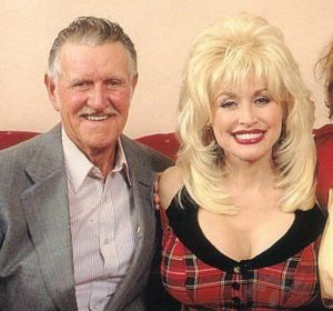 Dolly Parton with father Robert Lee Parton Sr. | Celebrities InfoSeeMedia