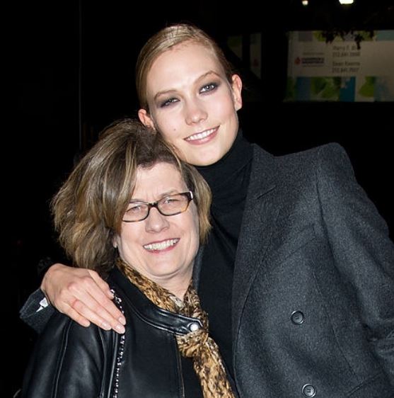 Karlie Kloss with mother Tracy