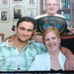 Drew McIntyre and his mother Angela Anne Galloway Image.