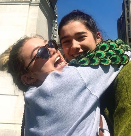 Florence Pugh Bio Family Net Worth Celebrities InfoSeeMedia