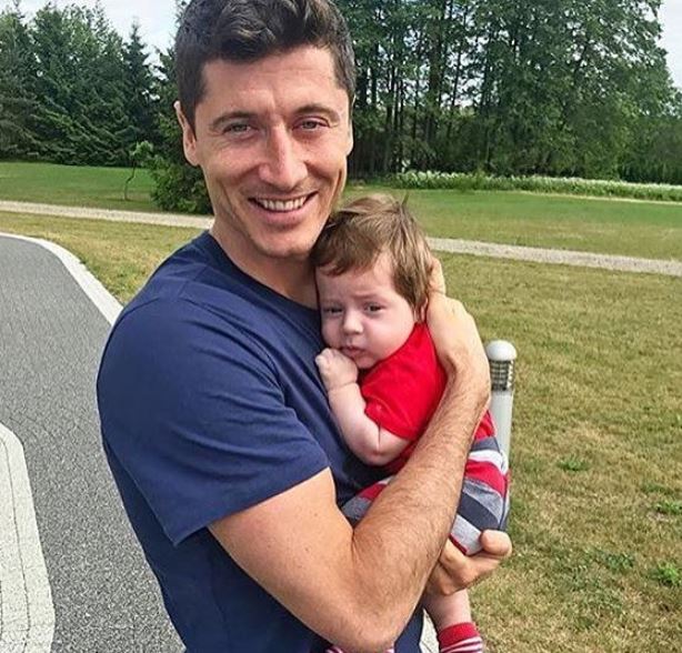 Robert Lewandowski Bio, family, net worth Celebrities InfoSeeMedia