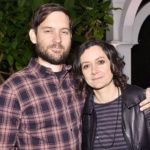 Tobey Maguire and Sara Gilbert dated