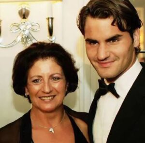 Roger Federer with mother Lynette Federer