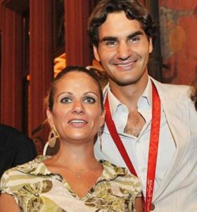 Roger Federer with sister Diana