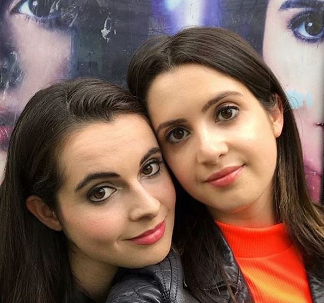 vanessa marano and laura marano sisters