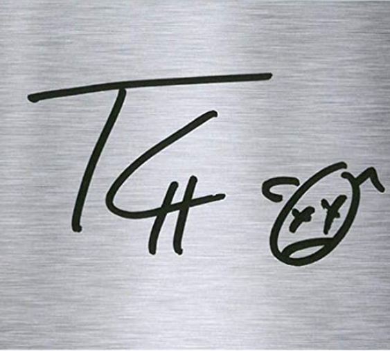 Travis Scott signature