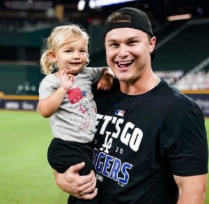 Joc Pederson with daughter Poppy Jett Pederson