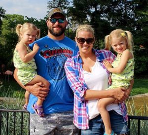 Joe Thomas: Bio, family, net worth | Celebrities InfoSeeMedia