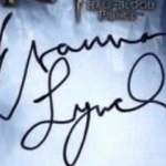 Evanna Lynch signature image.