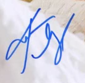 Katherine Heigl signature