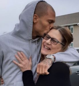 Jeremy Meeks with his mother Katherine Louise Angier