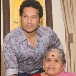 Sachin Tendulkar with his mother Rajni Tendulkar