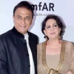 Sunil Gavaskar with his wife Marshneil Gavaskar