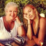 Candice Swanepoel with her mother Eileen Swanepoel