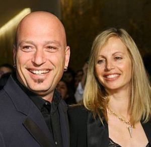 Howie Mandel with his wife Terry Mandel | Celebrities InfoSeeMedia