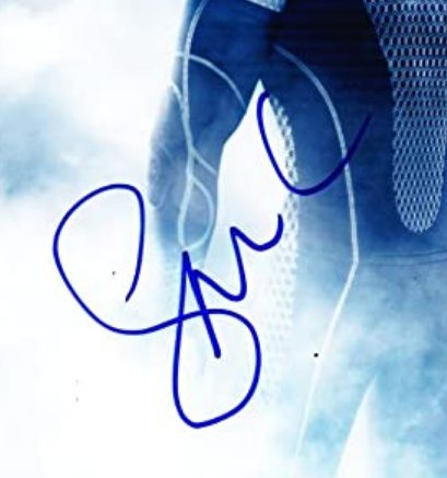 Sam Claflin signature