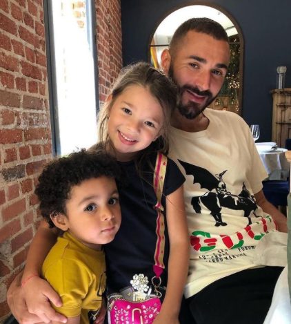 Karim Benzema with his daughter and son