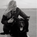 Chloë Grace Moretz with her pet dog