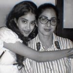 Janhvi Kapoor with her mother Sridevi 