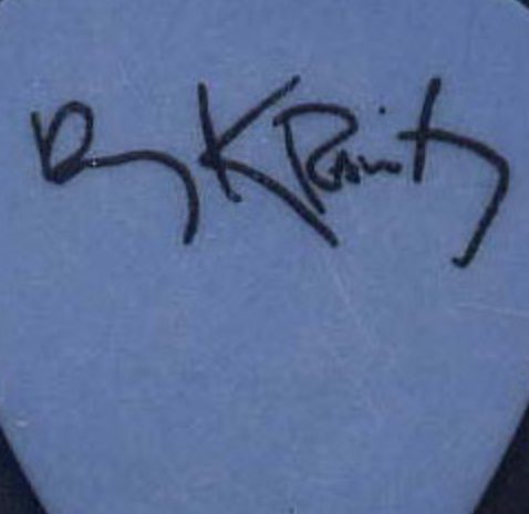 Lenny Kravitz signature