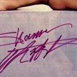 Shannon Elizabeth signature