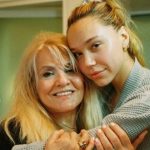 Alexis Ren with her mother Cynthia Laine