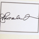 Kamala Harris signature