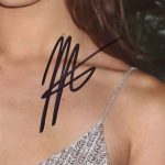 Taylor Hill signature