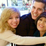 Jennette McCurdy with her brother Marcus McCurdy
