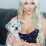 Lindsey Pelas with her pet dog