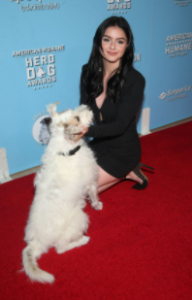 Ariel Winter with her pet dog pic