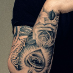 Arron Crascall Tattoo on right hand