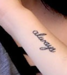 Maggie Lindemann Tattoo on left hand arm