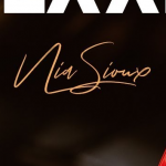 Nia Sioux signature