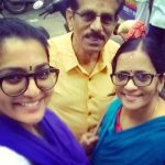 Parvathy Thiruvothu with her father and mother