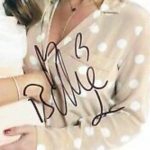 Billie Faiers signature
