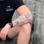 Joe Weller's left hand tattoos