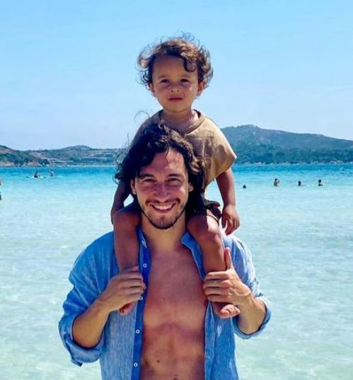 Matteo Darmian with his son Achille Darmian