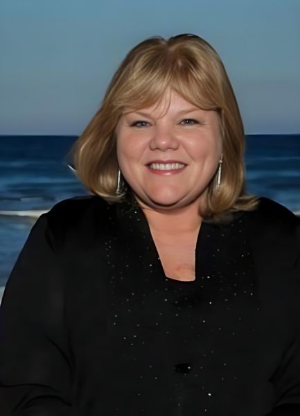 Who is Andrea Swift? The Guiding Force Behind Taylor’s Success