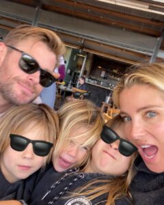 Elsa Pataky with her childrens and husband