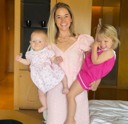 Louise Buttler with his daughters